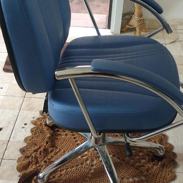 cadeira de cabeleireiro reclinável até 120kg azul