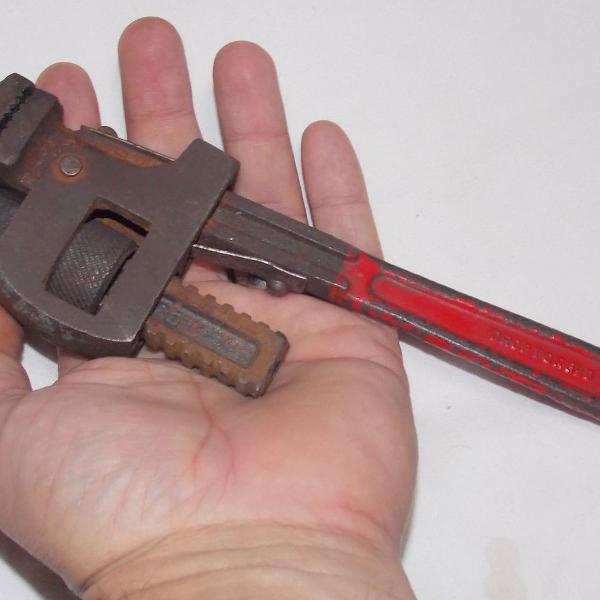 chave de grifo 10 polegadas usado