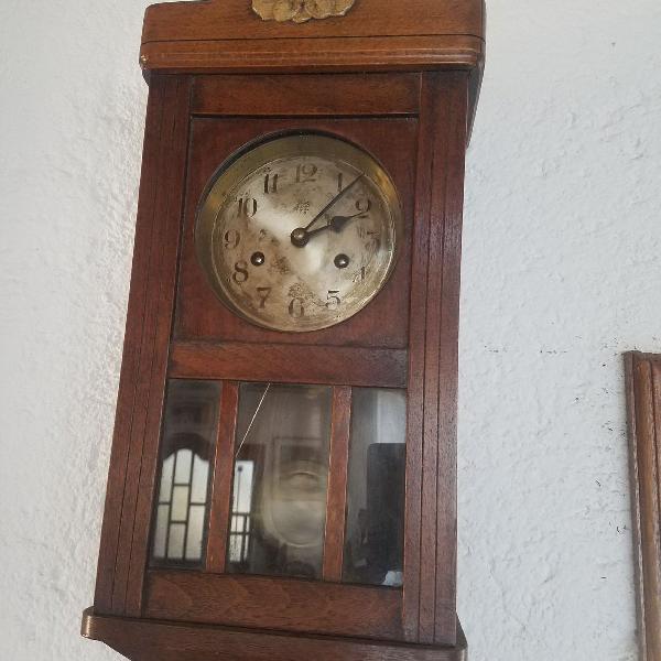 espetacular e antigo relógio alemão, a corda
