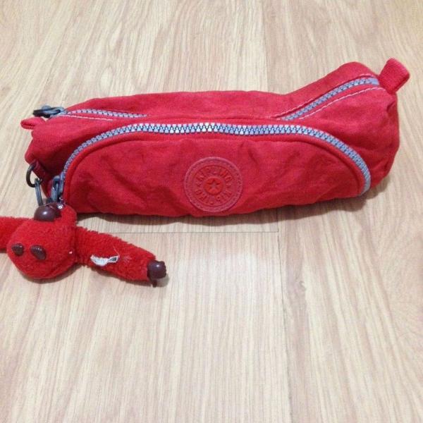 estojo kipling