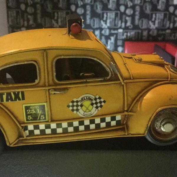 fusca yellow