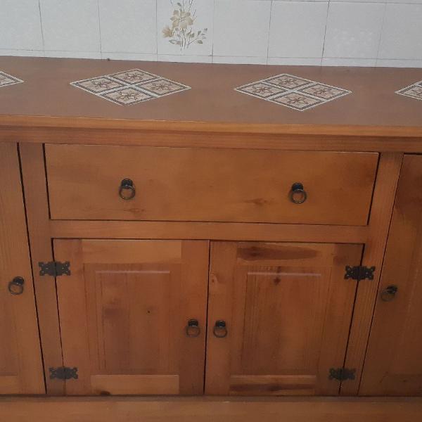 lindo buffet vintage