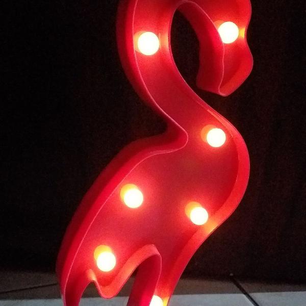 luminária de flamingo