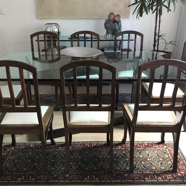 mesa com 8 cadeiras