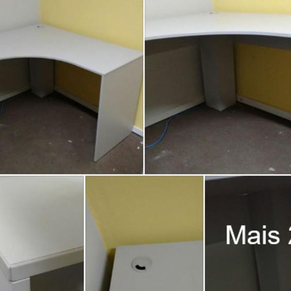 mesa estação de trabalho cinza claro