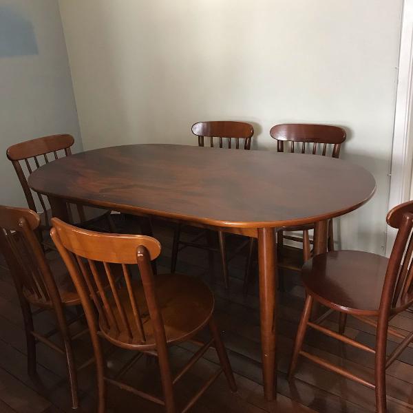 mesa oval de jantar mogno + 6 cadeiras