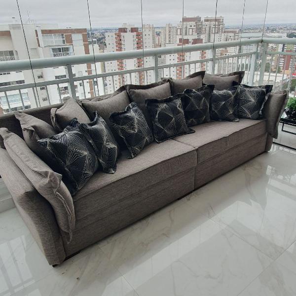 sofá confortável com almofadas soltas moderno sala de