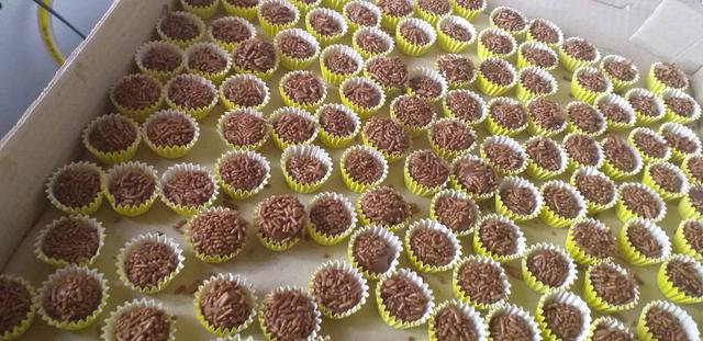 Brigadeiro e beijinhos