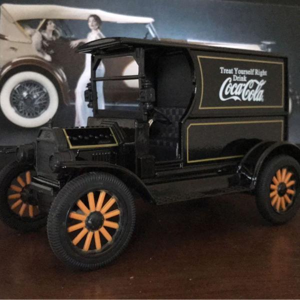 Miniatura Ford T 1917 Coca-Cola 1:24