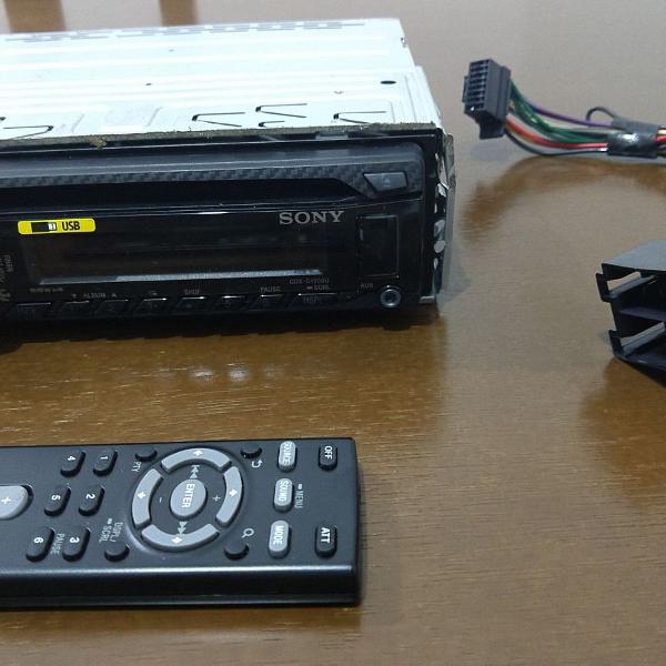cd player sony cdx g1050u