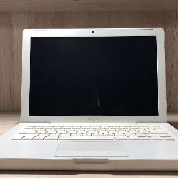 macbook white 2009