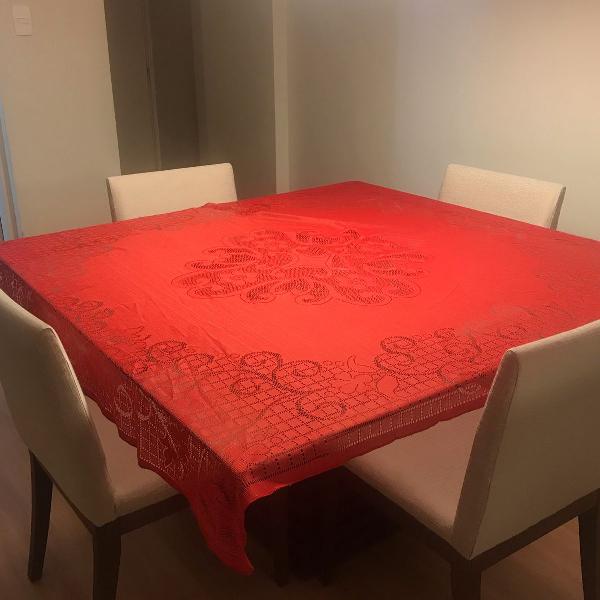 mesa com cadeiras