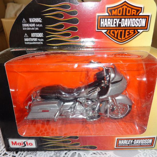 motorcycles - series 28 - 2002 fltr road glide - cinza