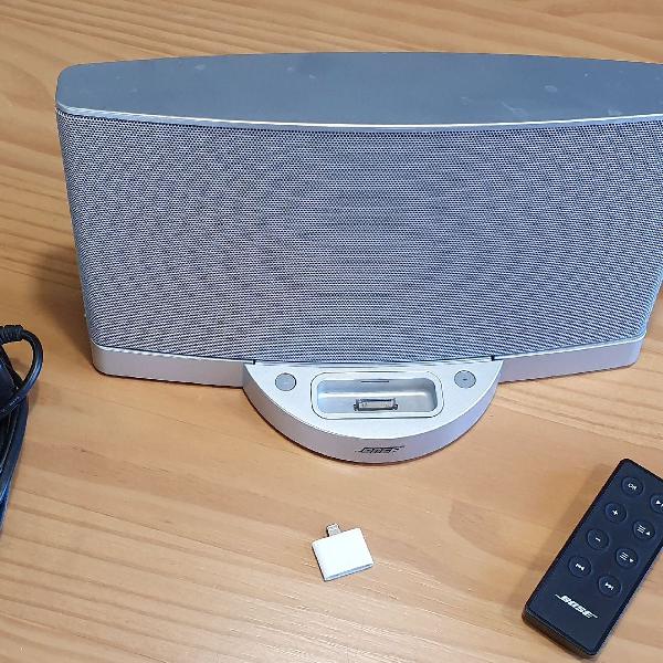 pra sua musiquínea bombar! SoundDock Bose