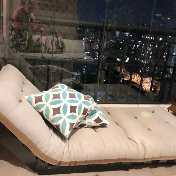 vendo chaise usada com colchão futon