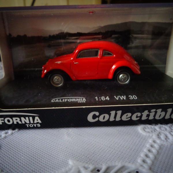 volkswagen vw 30 com caixa de acrílico (fusca)