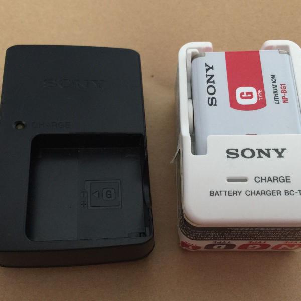 02 carregadores originais sony + bateria g! item raro!