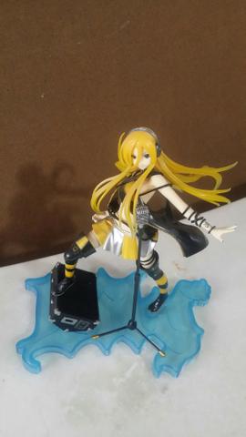 Boneca anime Vocaloid Lily (phat Company)