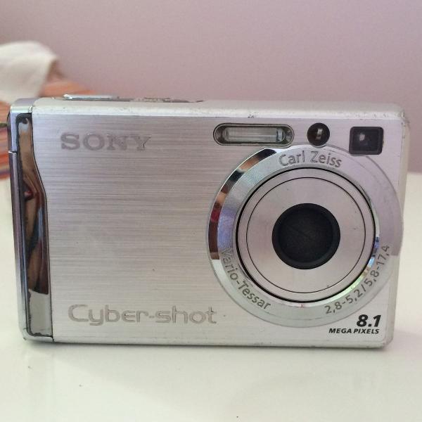 Câmera SONY Cyber-shot