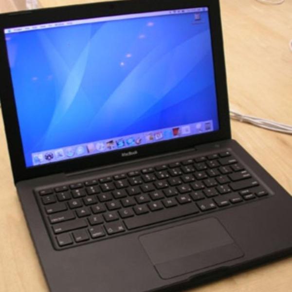 MacBook Black 13 Core 2Duo 2,4Ghz 4Gb RAM Perfeito estado