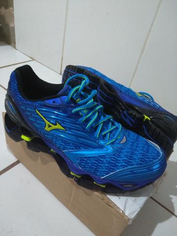 Mizuno Wave Prophecy 5