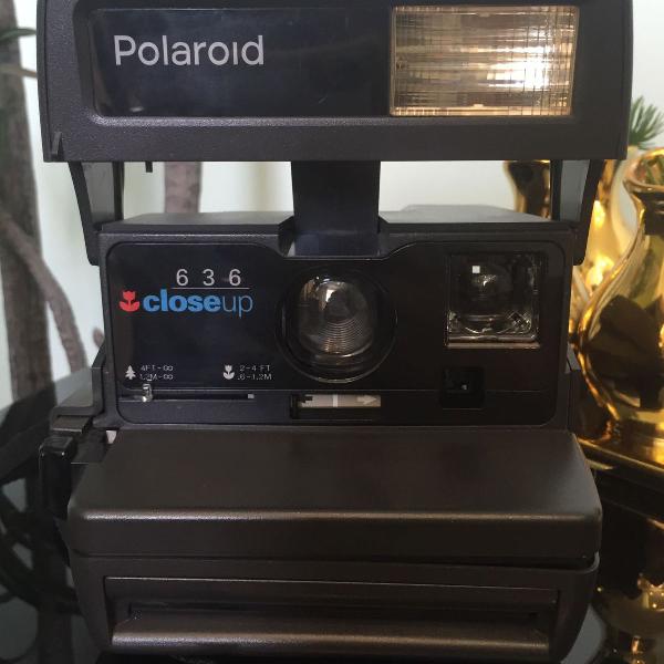 Polaroid Close Up 635