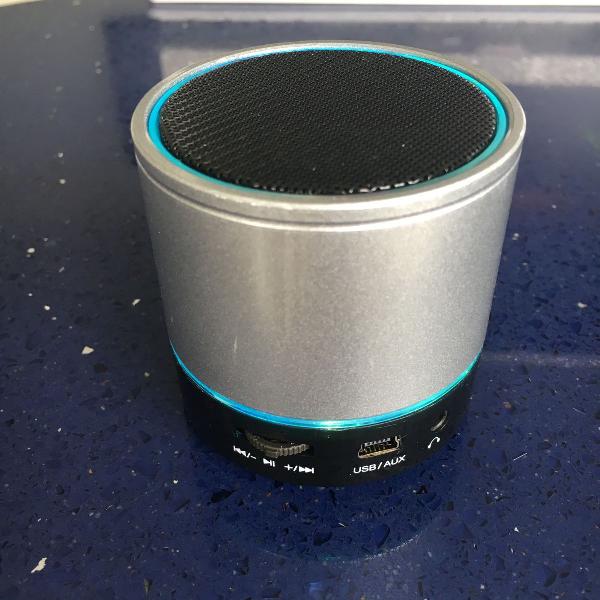 caixa de som bluetooth (novo)
