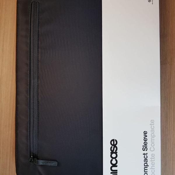 incase flight nylon 15 pol nova