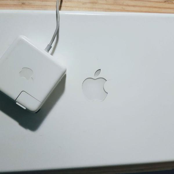 macbook white a1181 2007