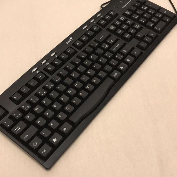 teclado preto genius kb 200