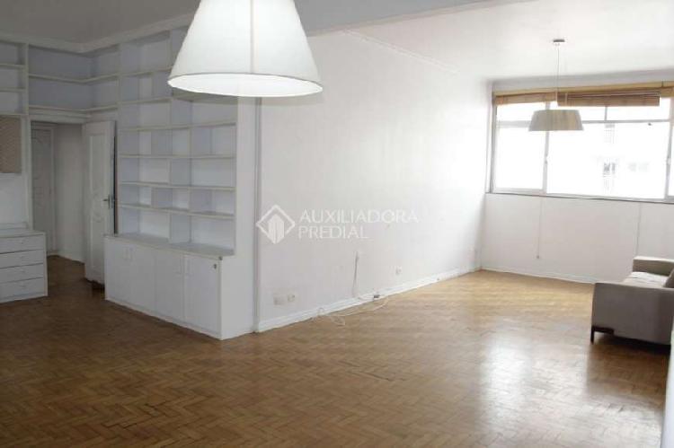 Apartamento com 2 Quartos para Alugar, 148 m² por R$