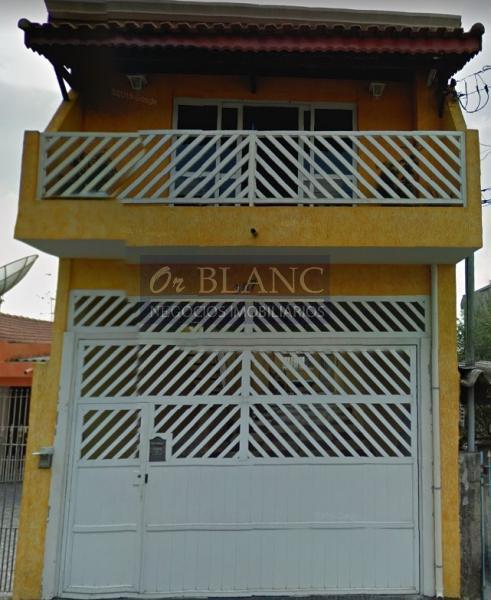 Casa com 2 Quartos para Alugar, 100 m² por R$ 1.800/Mês