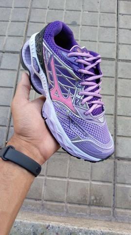 Tênis feminino Mizuno