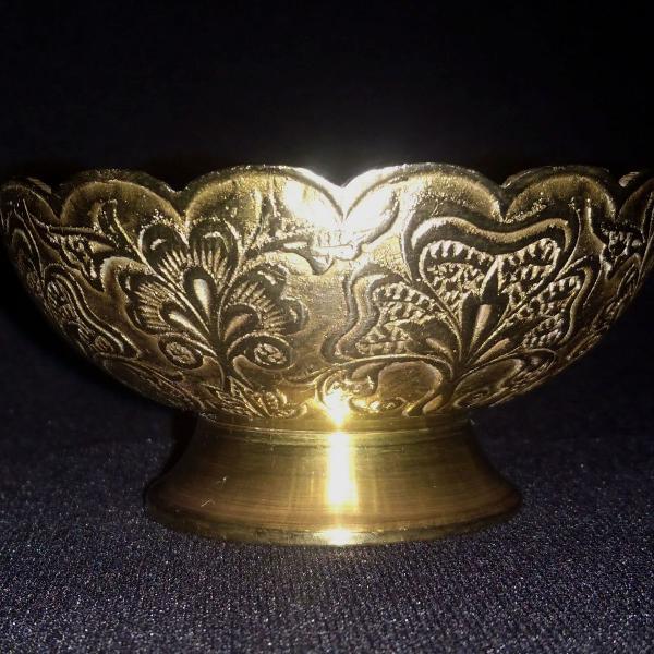 antigo bowl em bronze
