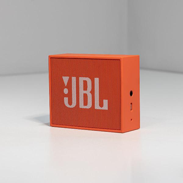 caixa de som jbl go