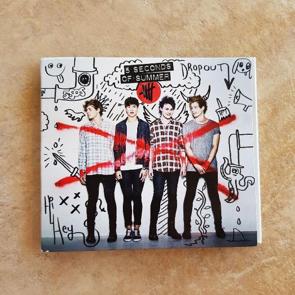 cd 5sos com pôster