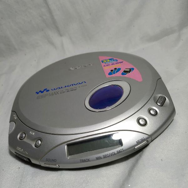 tocador de cd bem retrô
