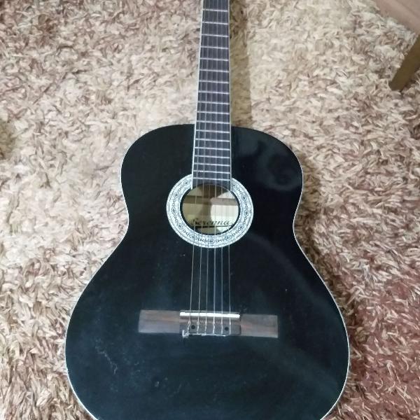 violão preto