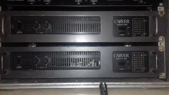 02 amplificadores Carver PT 