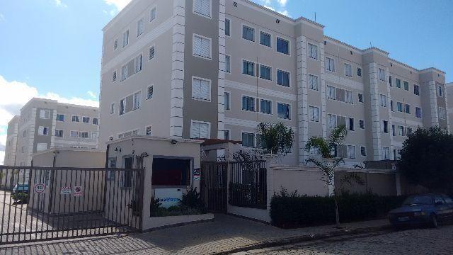 Apartamento com 2 Quartos à Venda, 47 m² por R$ 145.000