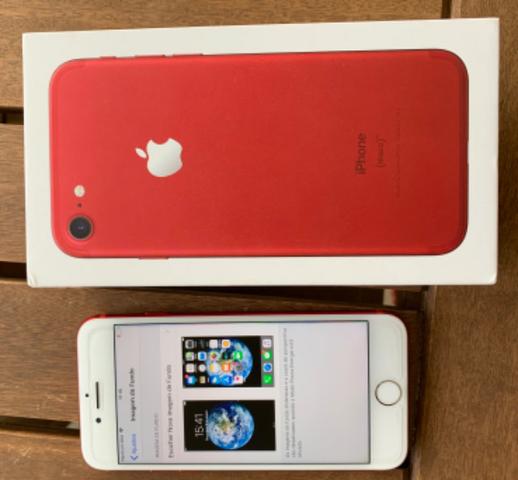 IPhone  g Red