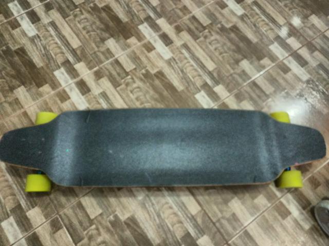Skate longboard shape rebaixado track crême
