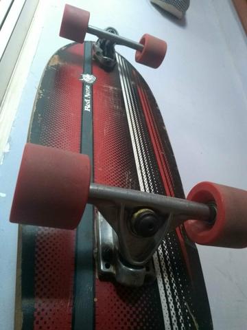 Skate longboard simulador de surf c/bolsa pra transporte