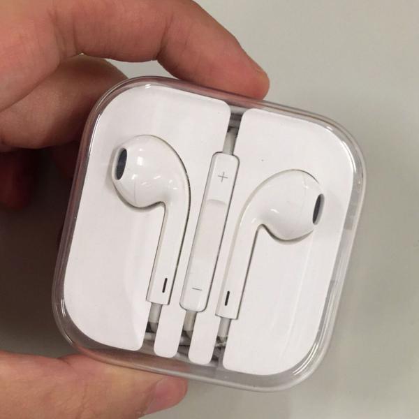 Apple EarPods com controle remoto e microfone (Fone de