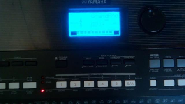 Teclado psr-e433