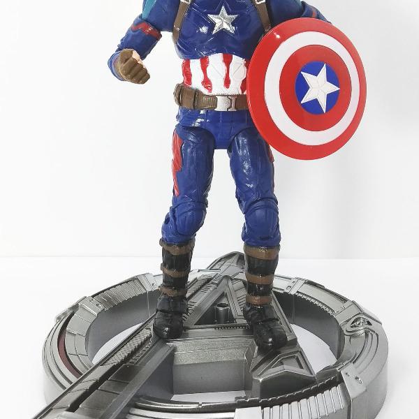 boneco capitão américa avengers infinity war base com led