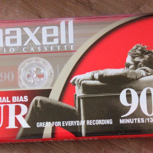 fita cassette k7 maxell ur90 lacrada