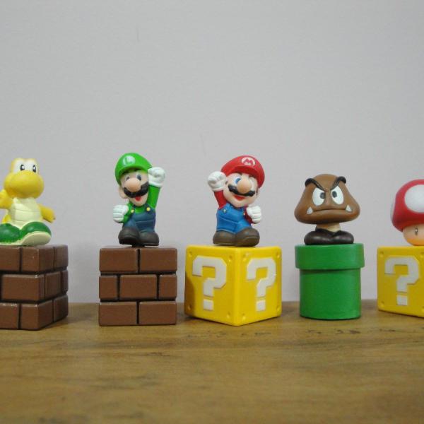 g-031 adorogeek - kit mario bros 5 personagens blocos