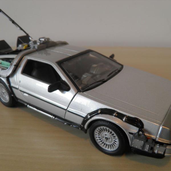 miniatura automóvel back to the future 1 (delorean) -