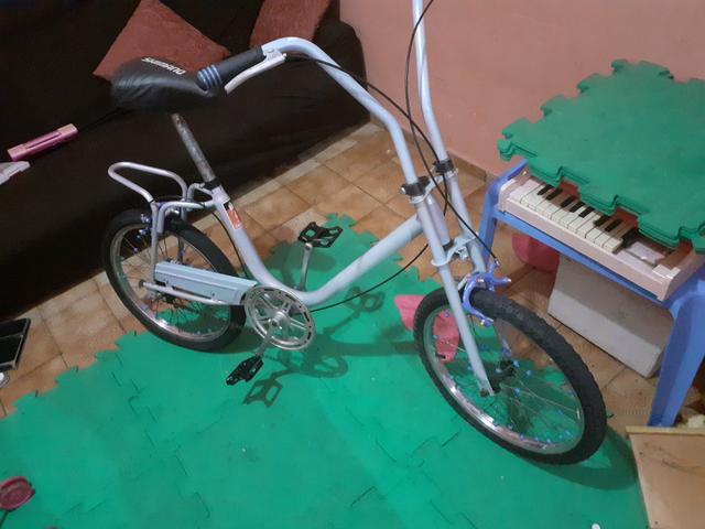 Bicicleta antiga Caloi berlineta cb20